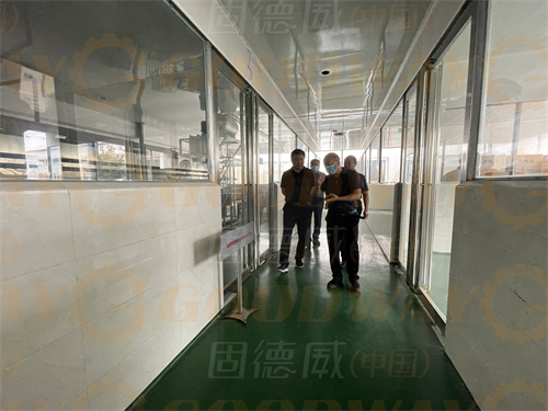 方城縣政協(xié)領(lǐng)導(dǎo)到固德威公司開展“萬人助萬企”調(diào)研活動(dòng)